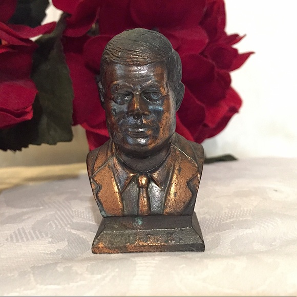 🇺🇸Vintage Miniature JFK Bronze Bust🇺🇸 - Picture 1 of 7